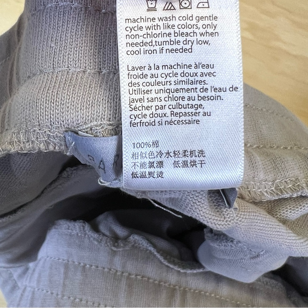 Barefoot Dreams Gray Pajama Set - Picture 8 of 14